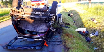 Silně opilý řidič havaroval a zranil sebe i dva spolujezdce