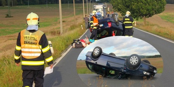 Auto se několikrát přetočilo přes střechu