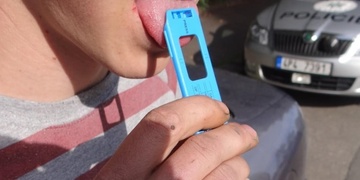 Řidiči pod vlivem pervitinu + příloha "Vše o drogách za volantem"