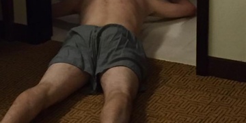 Muž si v opilosti spletl byt