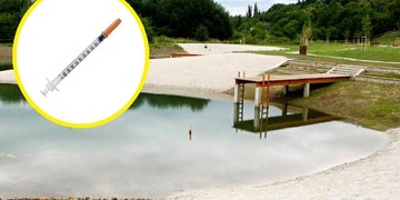 Stříkačka na pláži v písku Lobezských tůní