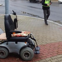 Na Americké přepadli vozíčkáře