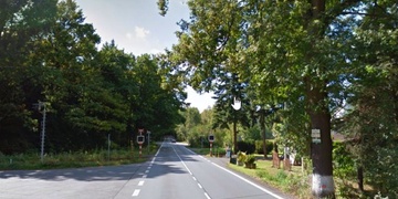 Naboural a zranil ženu, z místa nehody pak zbaběle ujel