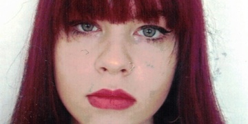 Viděli jste Simonu Páclovou?