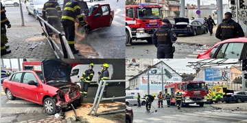 Dopravní nehoda U Trati, jeden z vozů byl odmrštěn na chodník a druhý do zábradlí