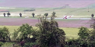 Při čelním střetu aut bylo zraněno i malé dítě