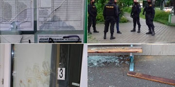 Opilý agresor za ženou šplhal po okapu