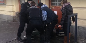 Se čtyřmi promile nezvládl ani stát