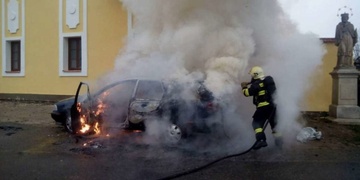 Další požár osobního vozu