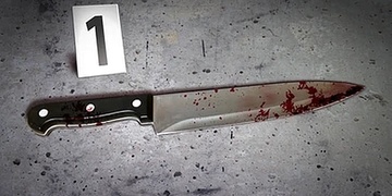 Žena bodla muže do břicha nožem