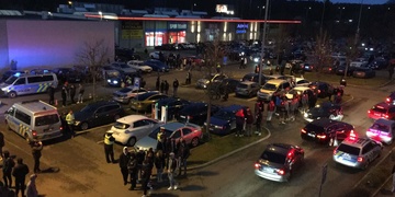 Na tuningovém srazu padla víc než stovka pokut