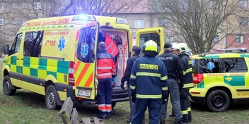 Sebevražda na kolejích - zmařil ji včasný příjezd hasičů