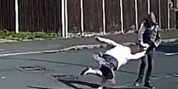 Oloupil stařenku a vyrazil do herny