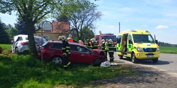 Za nedání přednosti zaplatili dva lidé těžkými zraněními