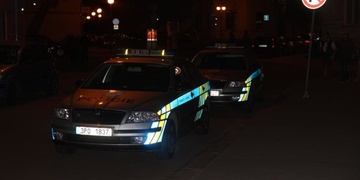 Zloděje při krádeži vyrušil majitel