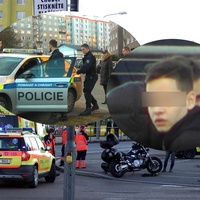 Dítě doma odcizilo auto, srazilo jím motorkáře a od nehody pak ujelo