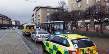 Auto srazilo v Plzni na přechodu malé dítě