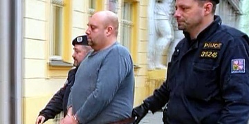 Kvůli údajnému požadavku na homosexuální sex se pokusil o vraždu
