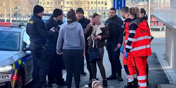 Opilá žena spadla do řeky, druhá tam, při pokusu zachránit tu první, skončila také