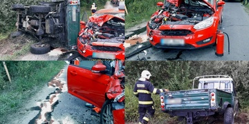 Čelní střet dvou aut