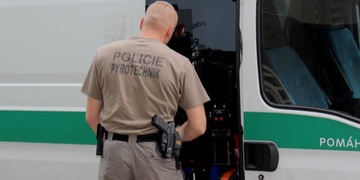 Představujeme plzeňskou policii tak, jak ji neznáte“ 10. díl - Pyrotechnici
