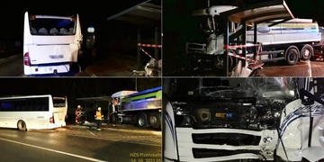 Cisterna zdemolovala autobusovou zastávku