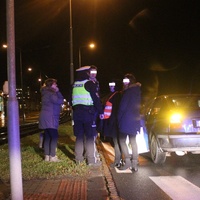 Auto v kolejišti zablokovalo tramvajovou dopravu