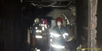 Noční požár rodinného domu