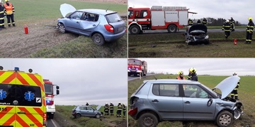 Auto řízené těhotnou řidičkou vyletělo ze silnice a převrátilo se