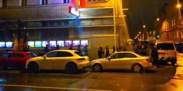 Razie v erotických klubech