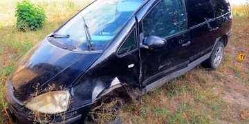 Mladík s autem havaroval a od nehody odešel