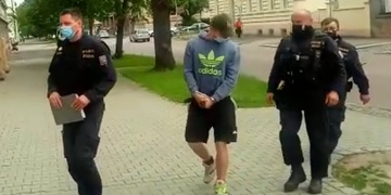 Brutální loupež v Rokycanech