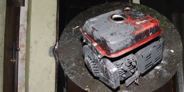 Při požáru elektrocentrály byl popálen muž