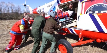 Mladý muž spadl ze skály