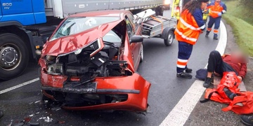 Cena za nehodu: Rozdrcená noha a půl roku léčení