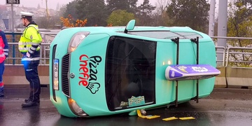 Pizzu vezl zřejmě moc rychle