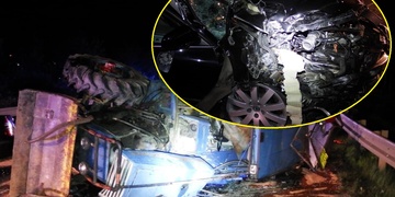 Řidič Superbu sbíral za jízdy mobilní telefon a dokázal tak převrátit traktor