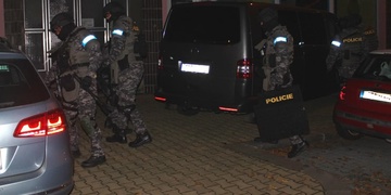 Vyhrožoval manželce, došla si pro něj zásahovka
