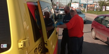 Řidič autobusu - gentleman na silnici