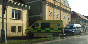Nehoda vozu sanitky ZZS převážející pacienta -  + 