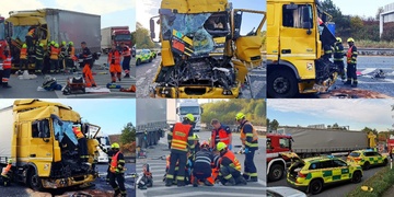 Střet dvou kamionů, řidiče vyprošťují hasiči