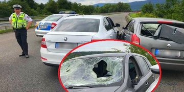 Zběsilá honička po dálnici, policisté i stříleli