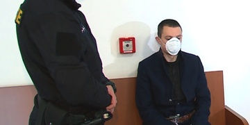 Aktualizujeme: Brokovnicí zasáhl muže do břicha, hrudi i obličeje