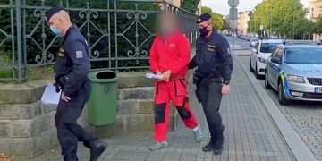 Teprve devatenáctiletý mladík zavraždil staršího muže