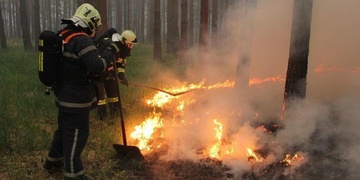 Varování: Hoří prakticky všude, hejtman Šlajs již vydal varování a zákazy