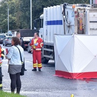 Senior střet s popelářským vozem neměl šanci přežít