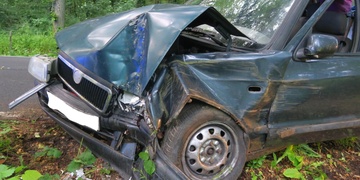 Usnul po dvou malých pivech, bohužel za volantem