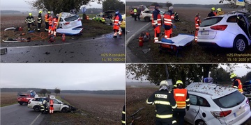 Po střetu byly oba vozy odmrštěny mimo silnici