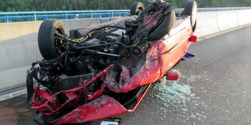 Havárie opilé cizinky na dálnici zablokovala dopravu