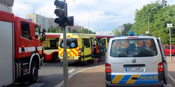 Pozor dvě nehody se zraněním současně